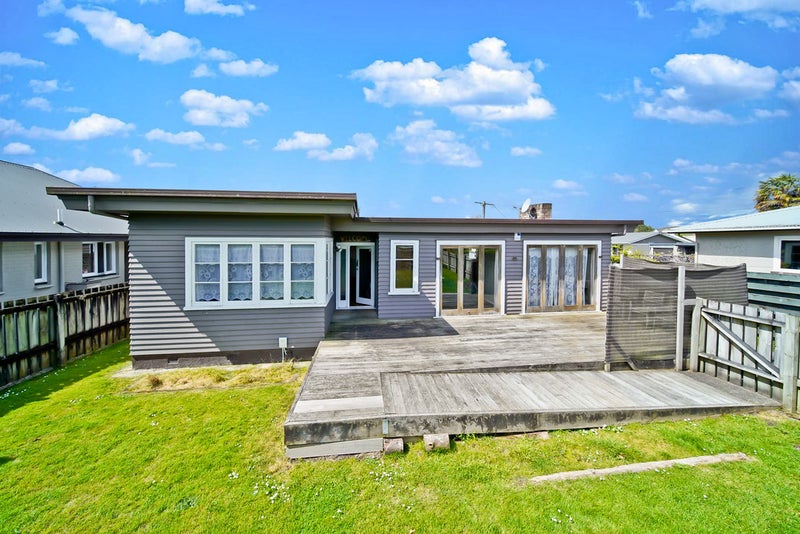 315A Cambridge Road, Hillcrest, Hamilton - Carousel 1