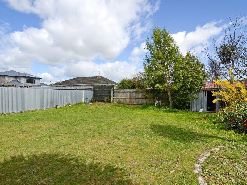 9 Clyma Street, Elderslea, Upper Hutt - Carousel 2