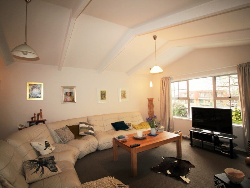 44H Charlemont Street, Whitiora, Hamilton - Carousel 1