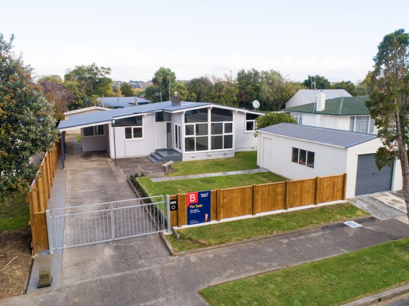 7 Hartley Place, Awapuni, Palmerston North - Carousel 1