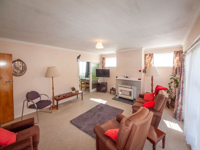 93 Helston Road, Paparangi, Wellington - Carousel 2