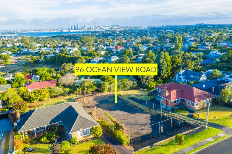 96 Ocean View Road, Northcote, Auckland - Carousel 1