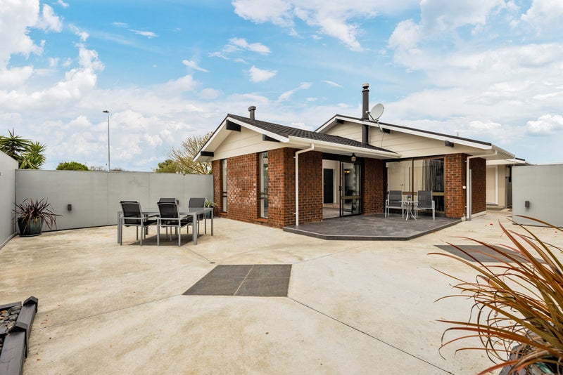 8 Chippendale Crescent, Highbury, Palmerston North - Carousel 2