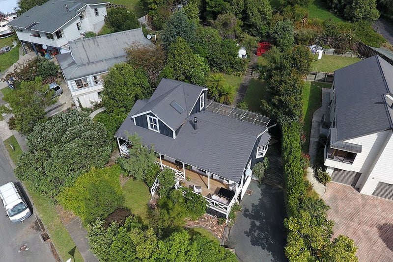 12 Naumai Street, Atawhai, Nelson - Carousel 23