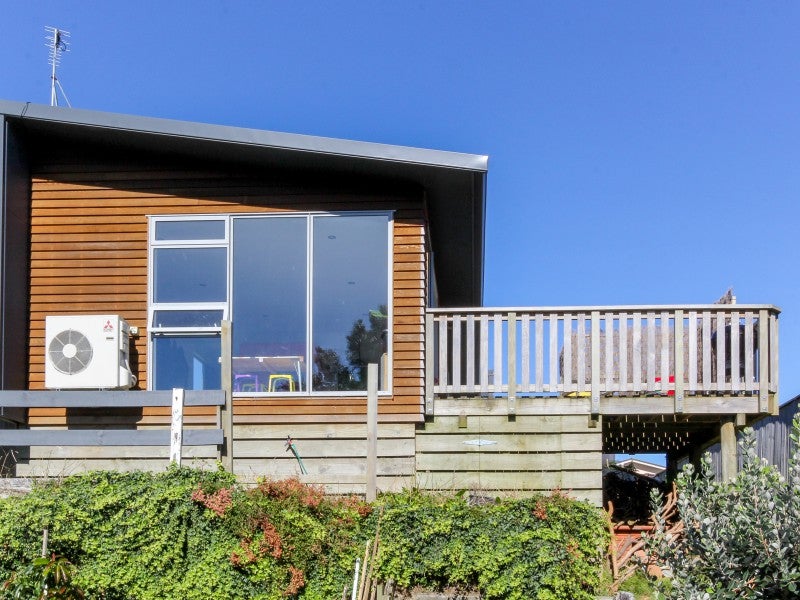 24 Norwich Avenue, Spotswood, New Plymouth - Carousel 23