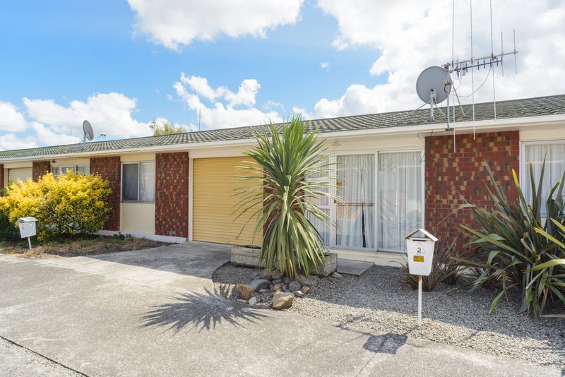 2/118 Botanical Road, Takaro, Palmerston North - Carousel 1