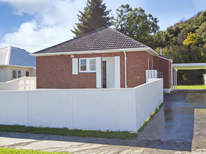 5 Wilkie Crescent, Naenae, Lower Hutt - Carousel 18