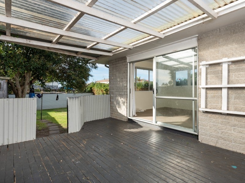 33B Ngatai Road, Otumoetai, Tauranga - Carousel 2