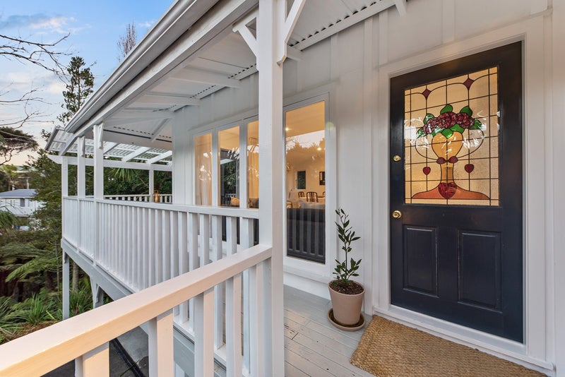 2/43 Aeroview Drive, Beach Haven, Auckland - Carousel 2