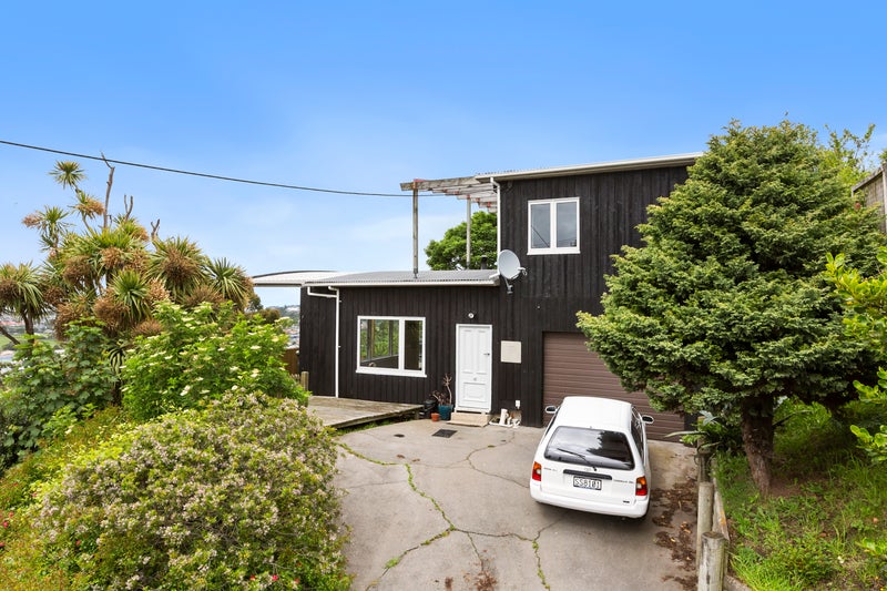 71 Leckhampton Court, Clyde Hill, Dunedin - Carousel 1