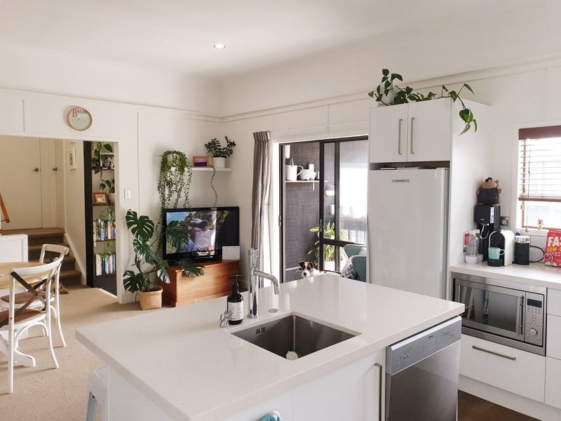 1/7 Hauraki Crescent, Pinehill, Auckland - Carousel 2