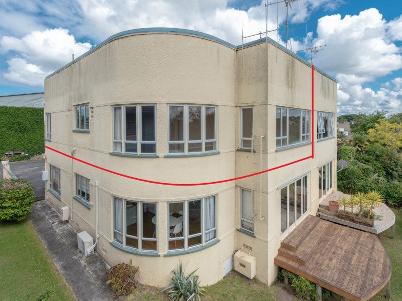 12 Little London Lane, Hamilton Central, Hamilton - Carousel 2