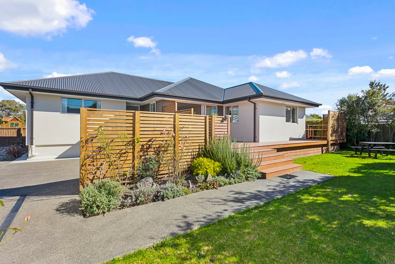 4 Derrett Place, Saint Martins, Christchurch - Carousel 1
