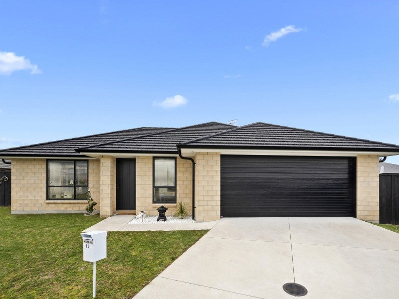 12 CUPPLES STREET, Papamoa Beach, Tauranga - Carousel 1