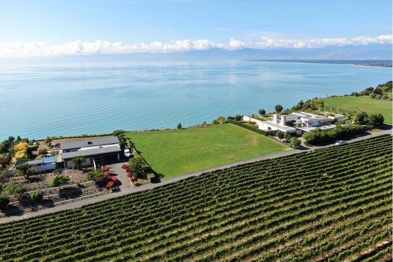 68 Admirals Way, Ruby Bay, Mapua - Carousel 1