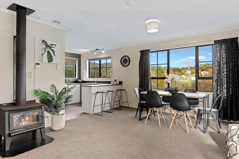 2/84 Gillespies Road, Birchville, Upper Hutt - Carousel 2