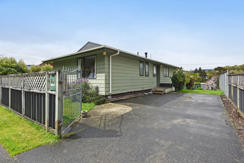 92 Gillespies Road, Birchville, Upper Hutt - Carousel 1