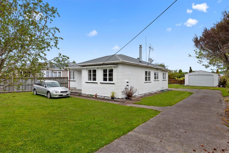 12 Tawa Street, Edgecumbe, Edgecumbe - Carousel 1