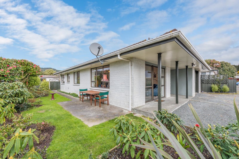 3A Cottle Street, Avalon, Lower Hutt - Carousel 1