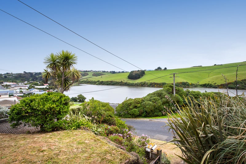 22 Oregon Street, Ocean Grove, Dunedin - Carousel 2