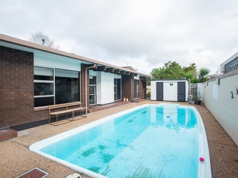 2 Avenue Road, Greenmeadows, Napier - Carousel 17
