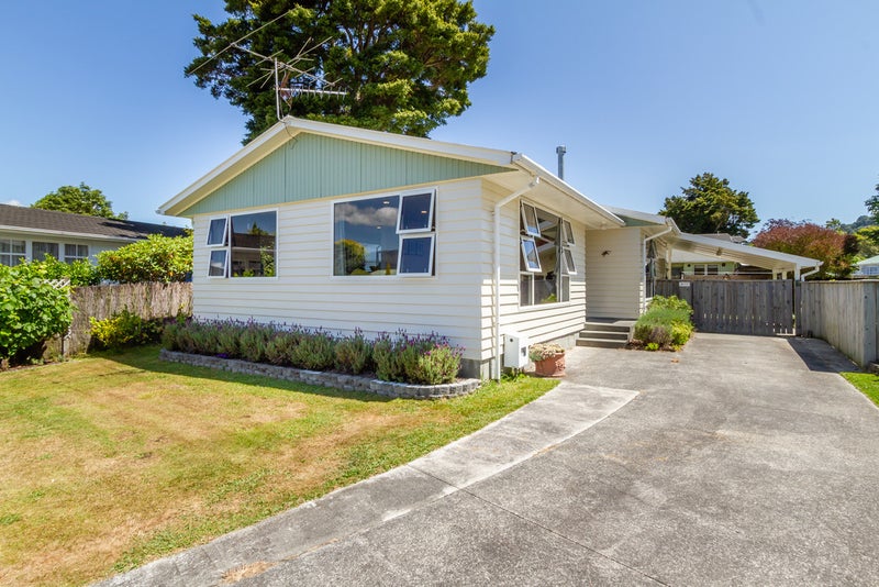 5 Ruapae Grove, Trentham, Upper Hutt - Carousel 20