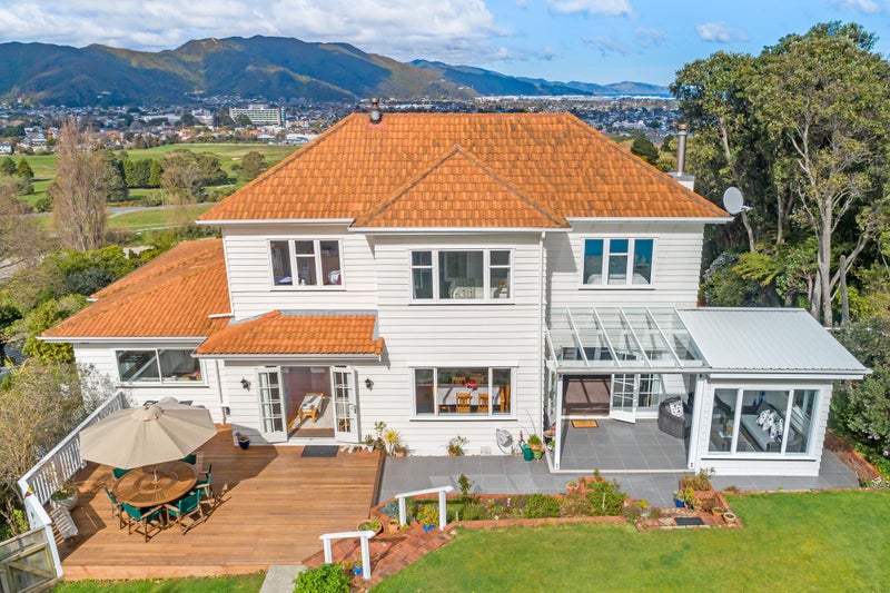 9 Natusch Road, Belmont, Lower Hutt - Carousel 1