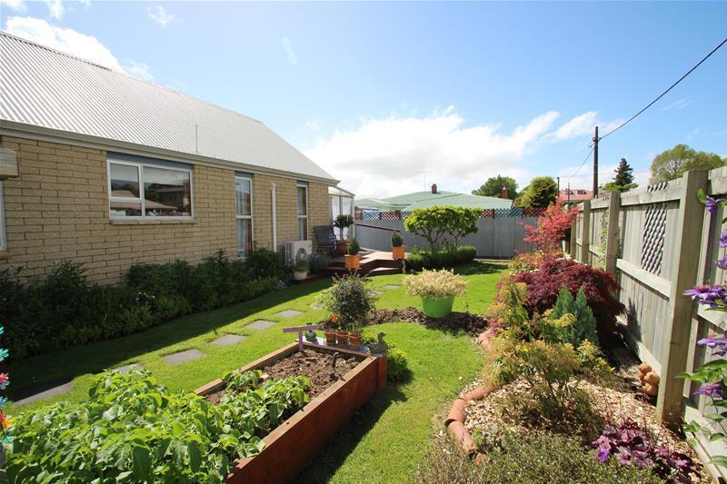 1A Norfolk Street, Tapanui, Tapanui - Carousel 2