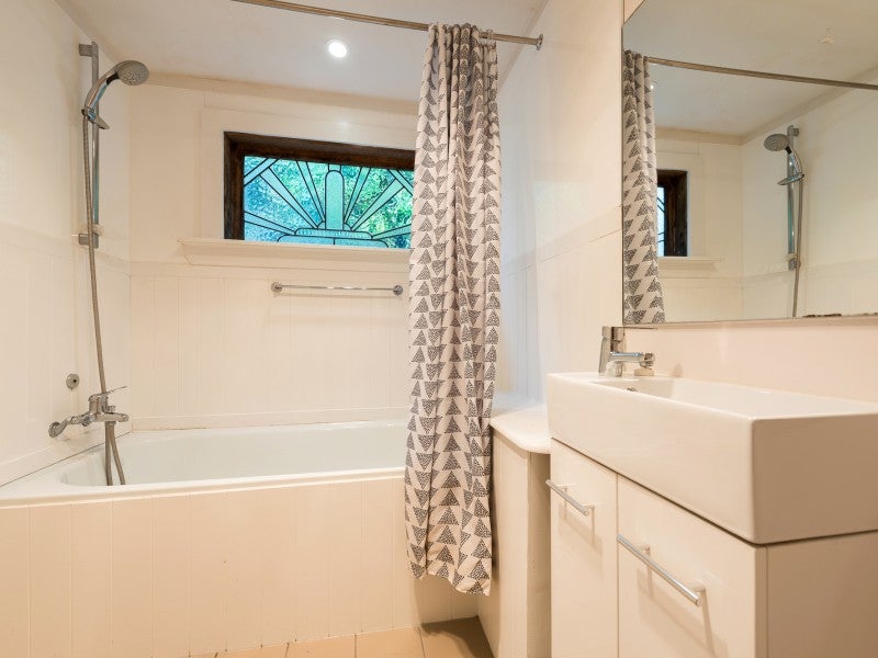 30 Ribble Street, Island Bay, Wellington - Carousel 13