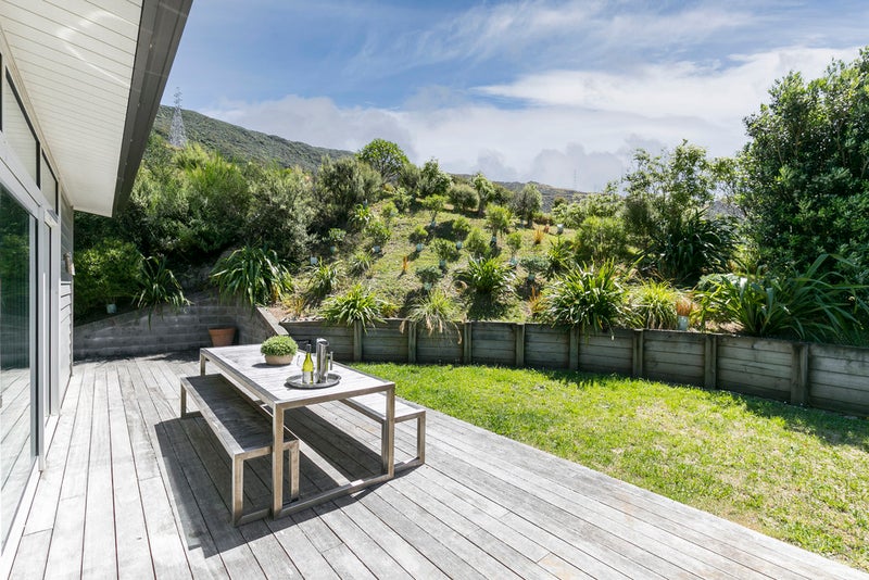 83 Silverstream Road, Crofton Downs, Wellington - Carousel 2