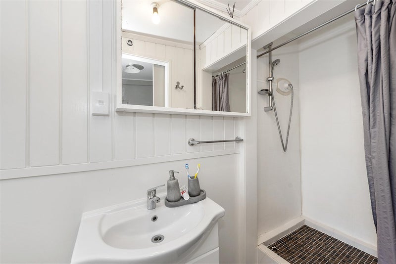 250 Fox Street, Hamilton East, Hamilton - Carousel 20