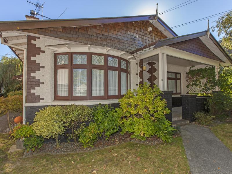 31 Norton Park Avenue, Fairfield, Lower Hutt - Carousel 1