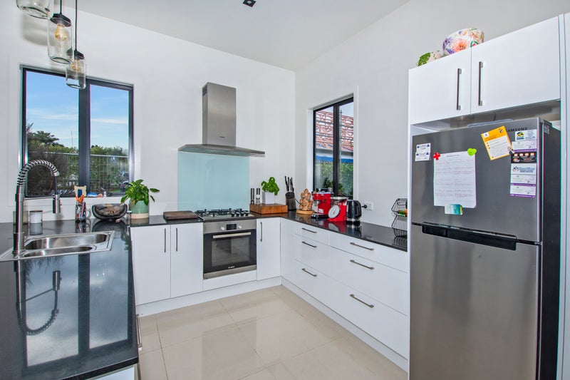 11 Corsair Drive, Whangarei - Carousel 2