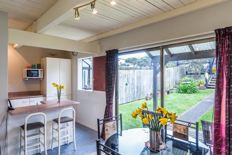 114 Akaroa Drive, Maupuia, Wellington - Carousel 2