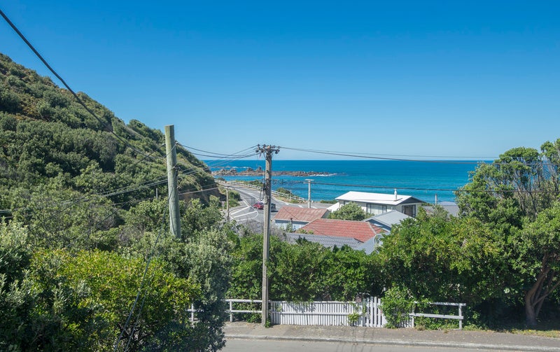 6 Cave Road, Houghton Bay, Wellington - Carousel 20