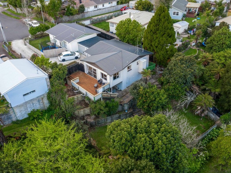 30B Linton Crescent, Matua, Tauranga - Carousel 1