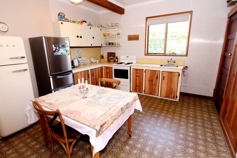 24 Gregory Street, Bluff - Carousel 2
