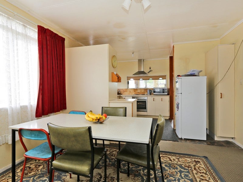 202 Nikau Street, Saint Leonards, Hastings - Carousel 8