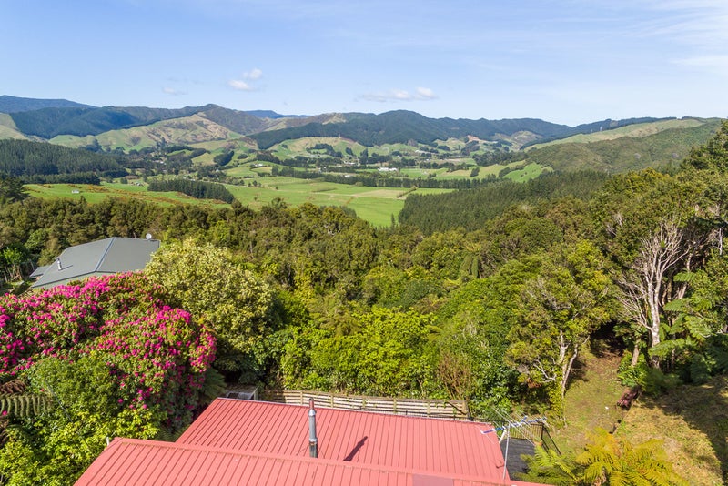 99/101 Avro Road, BLUE MOUNTAINS, UPPER HUTT - Carousel 19