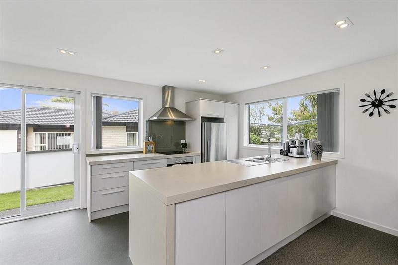 11B Pinkerton Gr, Newlands, Wellington - Carousel 2