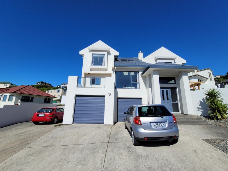 28 Tamworth Crescent, Newlands, Wellington - Carousel 28