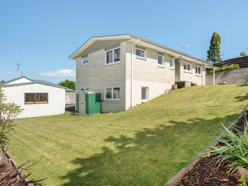 11B Warwick Place, Brookfield, Tauranga - Carousel 16