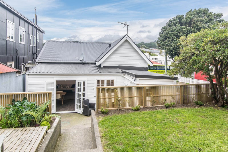 480 Adelaide Road, Berhampore, Wellington - Carousel 1