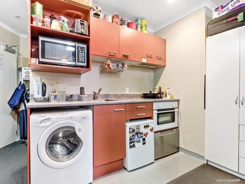 605/5 Aitken Street, Thorndon, Wellington - Carousel 1