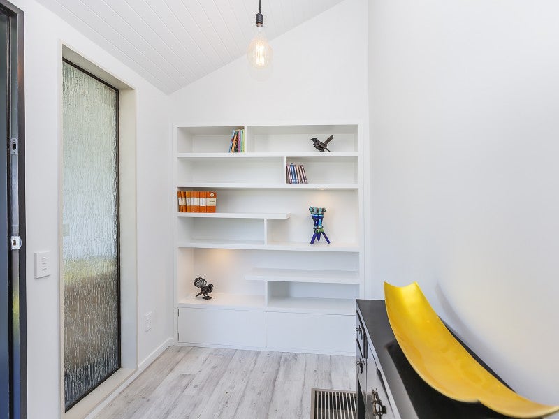 8 Satara Crescent, Khandallah, Wellington - Carousel 2