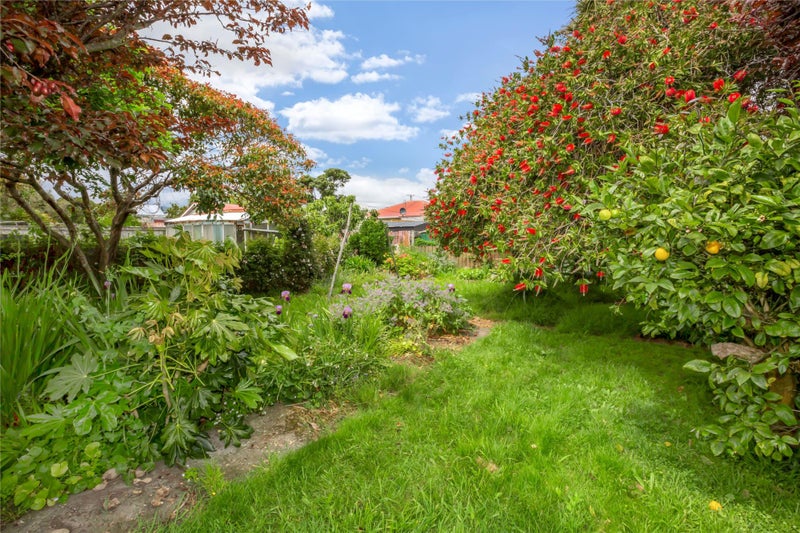 6 Manchester Street, Petone, Lower Hutt - Carousel 2