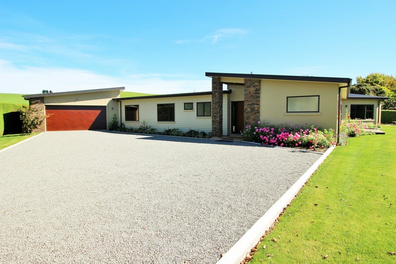 53 Airedale Road, Weston, Oamaru - Carousel 1