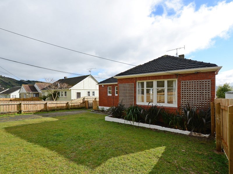 2/26 Cleland Crescent, Naenae, Lower Hutt - Carousel 13