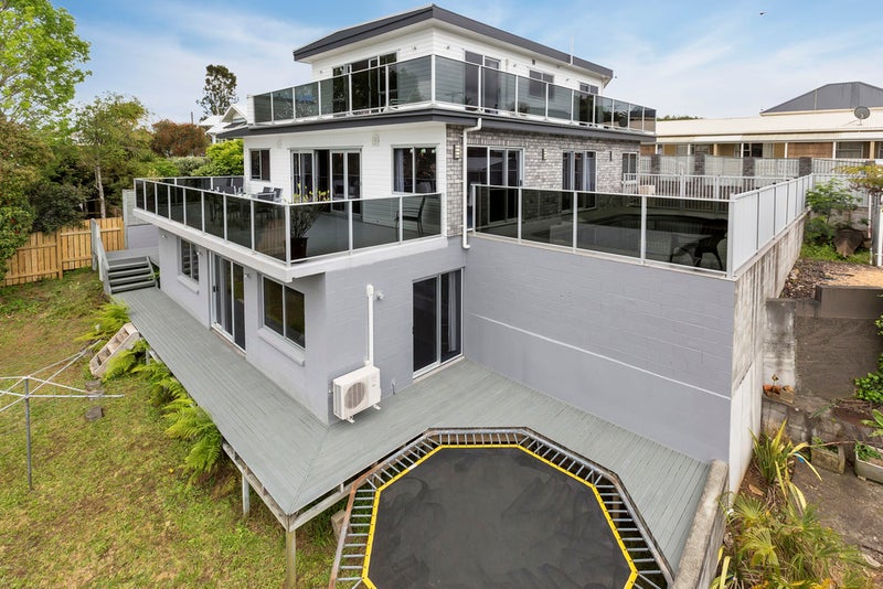 20 Aubrey Street, Regent, Whangarei - Carousel 1