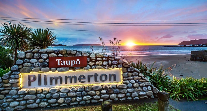 52 Steyne Avenue, Plimmerton, Porirua - Carousel 2